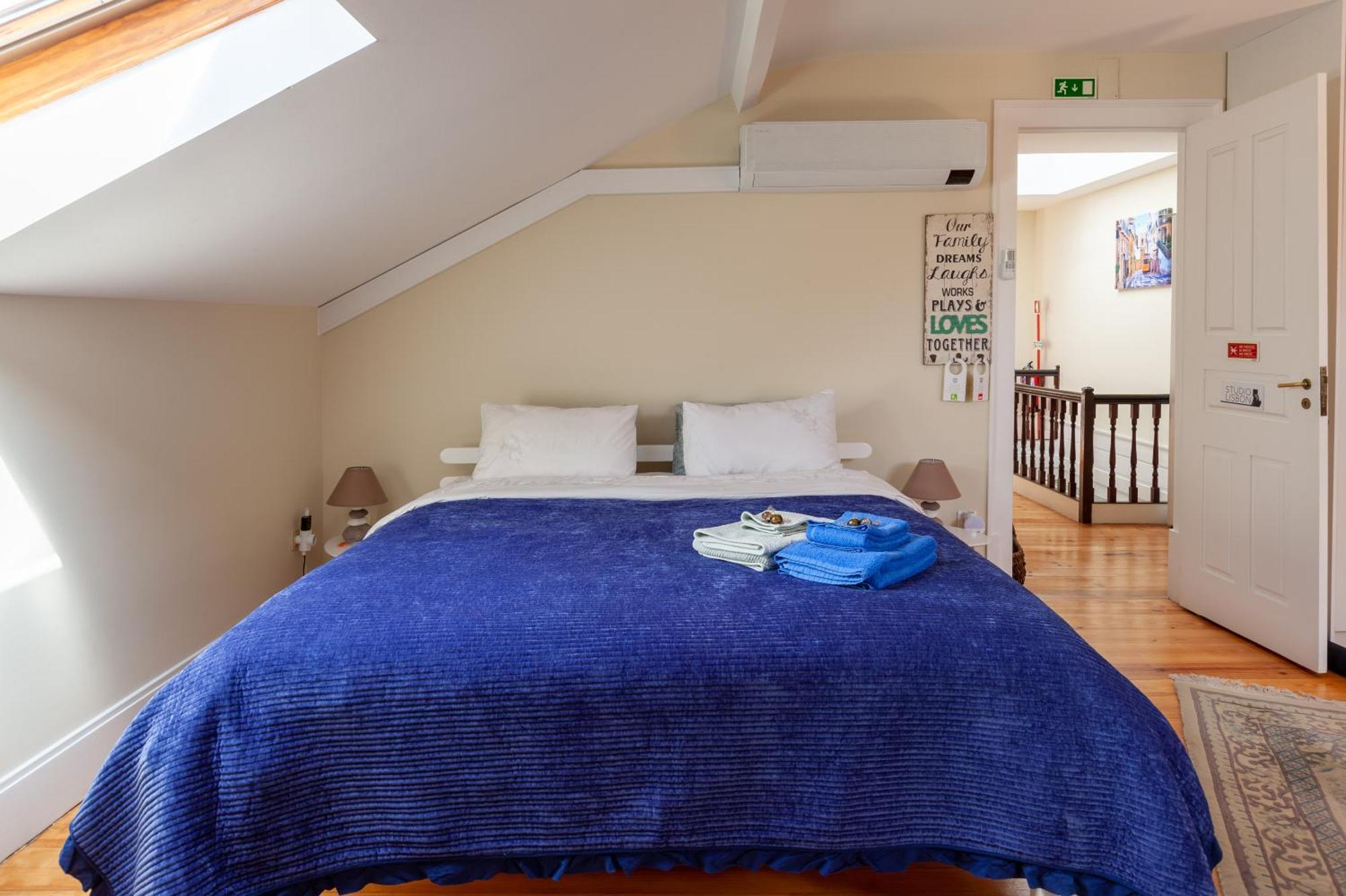 Sky Accommodations Studio Коимбра Экстерьер фото